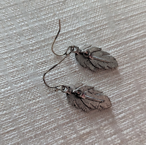 American Eagle Feather Rhinestone Earrings - Picture 4 of 9